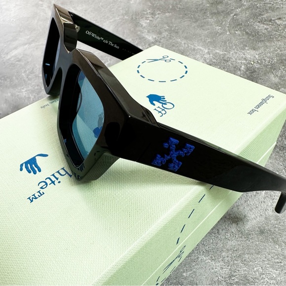 Off-White Other - |SOLD| Off-White Virgil Sunglasses Black Frame Blue Lens Blue Logo
